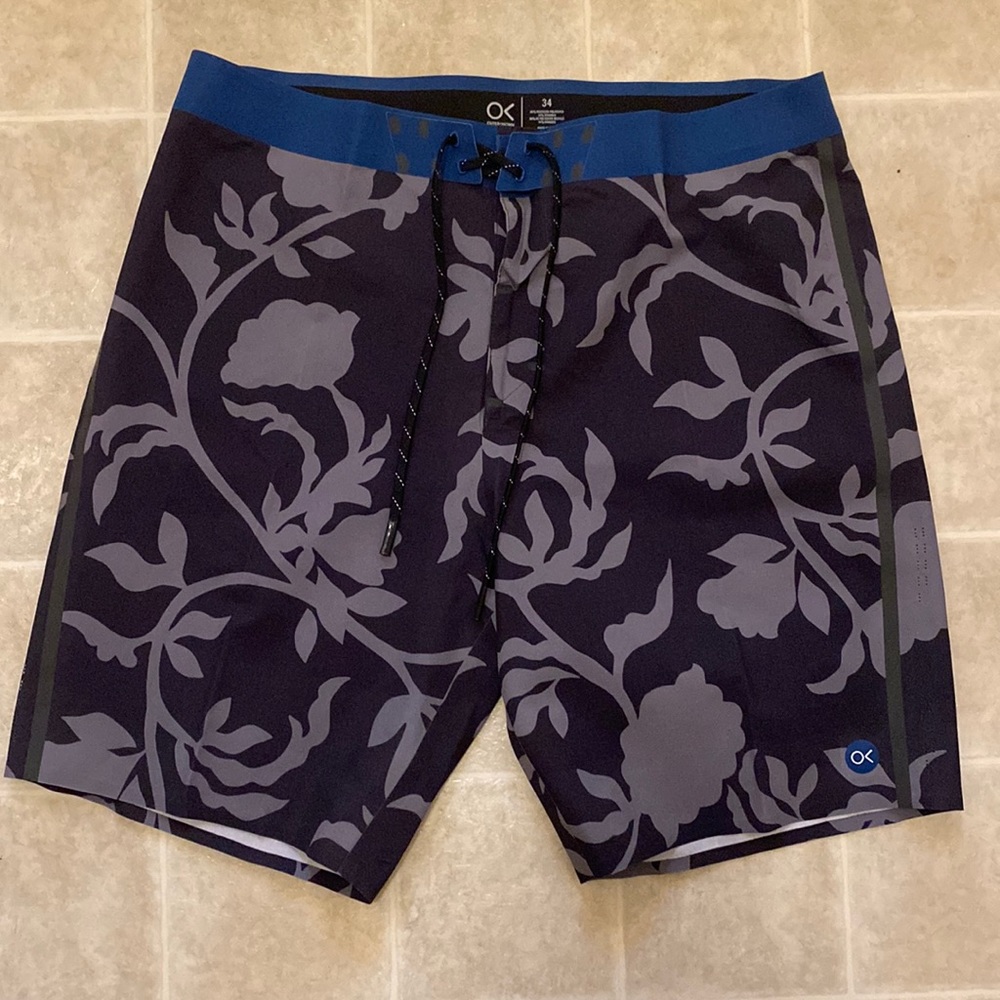 Outerknown Apex trunk by Kelly Slater